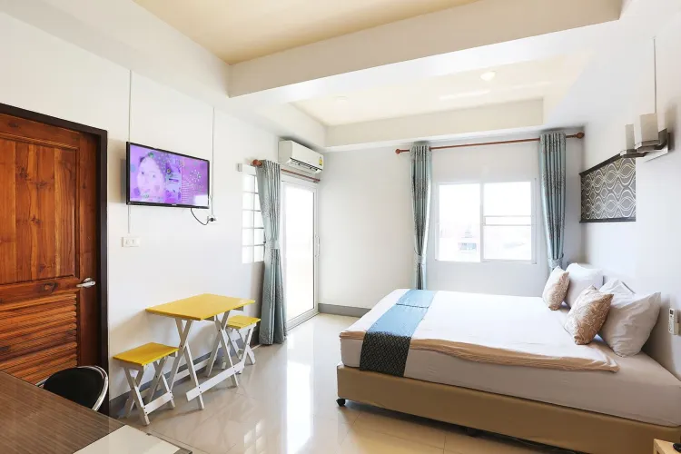 ห้องสแตนดาร์ด เตียงใหญ่ 1 เตียง