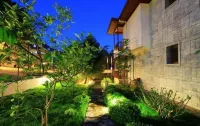 Summer Otel