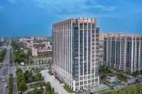 Hefei Feidong High Speed Rail Station Atour Hotel