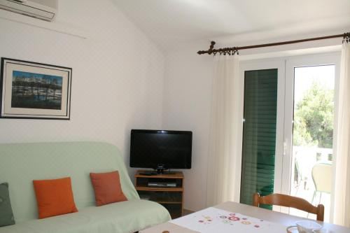 带海景的一卧室公寓