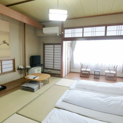 日式房 B， 7.5榻榻米， 帶衛生間 【經濟】 【日式房】 【禁菸】 野上本館日式旅館優惠