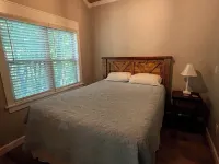 Merlot- 2 Bedroom Cottages Near Jones Von Drehle Ξενοδοχεία στην πόλη Traphill