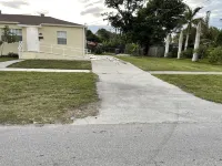 Lovely # 3 apartment near Lake Okeechobee and Marina. Hotele w: Clewiston