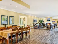Unique Sandpoint Home with Private Pool and BBQ Island, Perfect for Groups! Hotels in Sandpoint