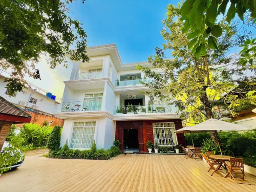 Nyna Villa Guesthouse