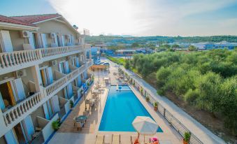 Hotel Emilia - Housity