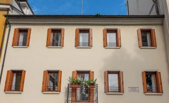 Giustiniani Apartments - Housity