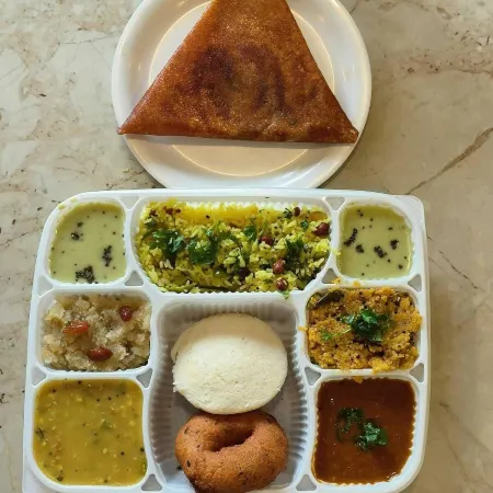 Yuvraj Galaxy Inn
