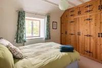 Beautiful 4 bedroom 19th Century Farmhouse