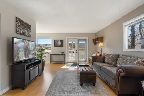Hoodoo Hideout | Family Retreat | King Suite
