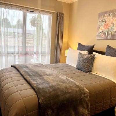 Superior Two-Bedroom Suite Ashbrook Motel Promo Code