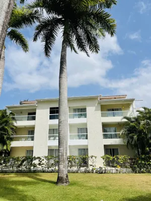 Playa Dorada King Bed Beachfront Hotels in 