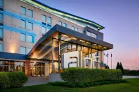 Aloft Montreal Airport