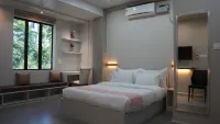 Hotel Jay Jay Hotels in 