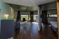Comfort Hotel RunWay