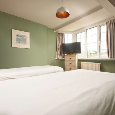 Apartment (4) Oystercatcher Apartments Promo Code