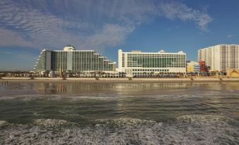 Hilton Daytona Beach Resort - Housity