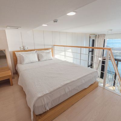 A Sweet Couple! Ocean View&Netflix! Duplex Couple Room 여수 비엔에치 펜션 쿠폰