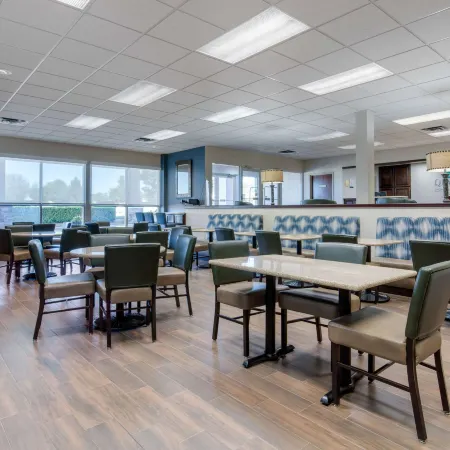 Quality Inn & Suites Mountain Home North Отели в г. Бакстер