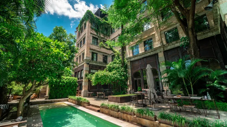 Factoria Hotel 施設