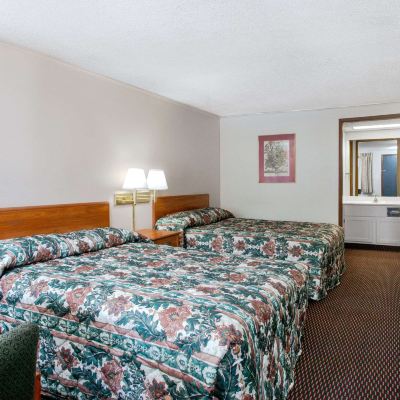 Room With Double Bed-Non-Smoking Knights Inn - Scranton/Wilkes-Barre/Pittston Promo Code