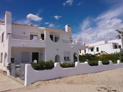 一楼的带海景的公寓