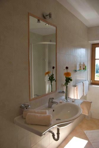 Radauerhof Two-Bedroom Apartment-Tamara