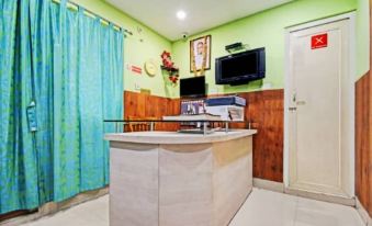 Goroomgo Sabita Guest House Kolkata - Housity