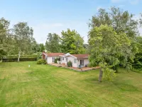 "Åsemarie" - 600m from the Sea Hotels in Dronningmølle