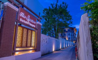The Signature Hotel @ Thapae