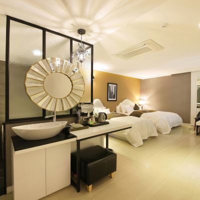 VIP 트윈룸 Gunsan CAR Self Check-in Motel 쿠폰