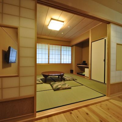 トリプルルーム 湯の山 理想杜 希望荘 クーポン