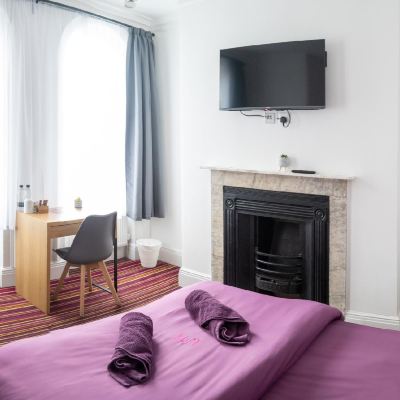 Double Room Ensuite Safestay London Kensington Holland Park Promo Code