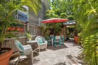 The Grand Guesthouse Hotels in 
