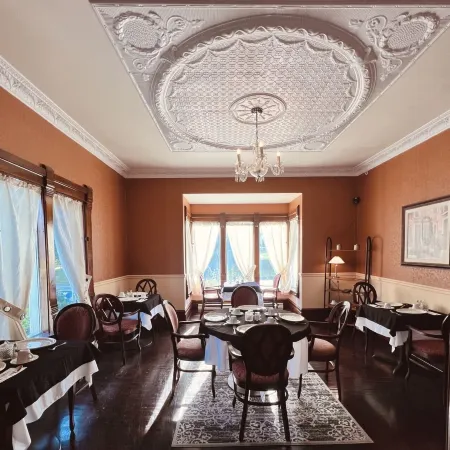 Le Chateau du Lac