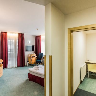 Family Apartment Hotel Set Promo Code