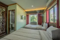 Rawis Resort Hotel  호텔