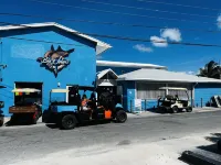 Bimini World Resorts Tipsy Turtle with Boatslip Available のホテル