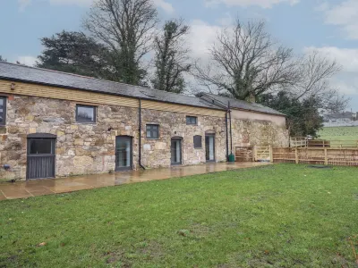 Sally's Barn Hotels in 