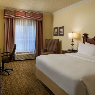 Standard King Room Paragon Casino Resort Promo Code