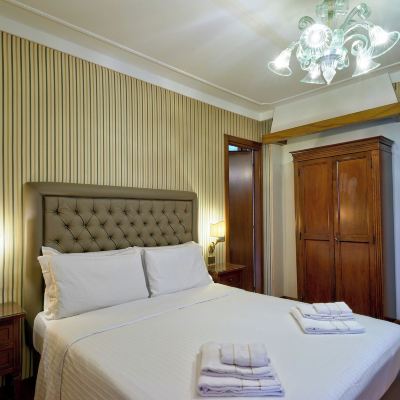Standard Double Room Hotel Ca' D'Oro Promo Code