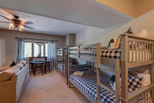 Sugar Rush Three-Bedroom Apartment