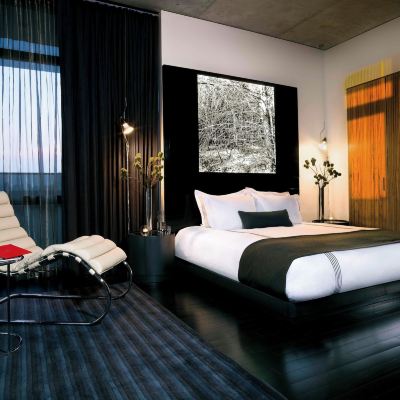 Suite, Corner (Skyline) Sixty Les Promo Code