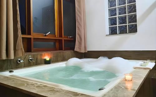 大床间 - 带spa浴缸