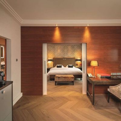 Executive Suite Hotel Maximilian’s Promo Code