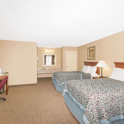 2 Double Beds, Non-Smoking Days Inn by Wyndham Ripley Promo Code