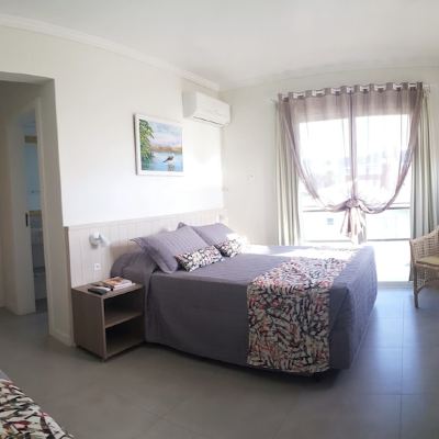 Deluxe One-Bedroom Suite with Sea View
