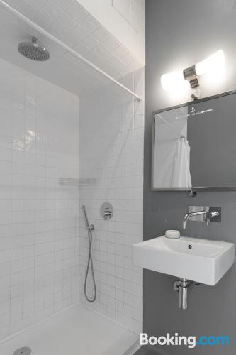 带河景的豪华套房