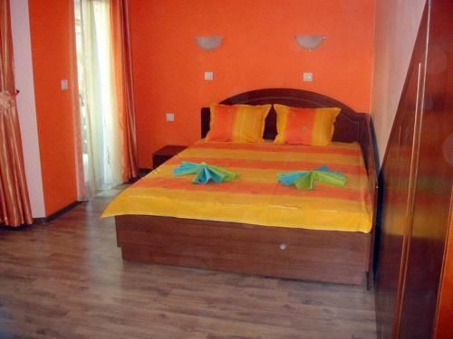 带阳台的三人房