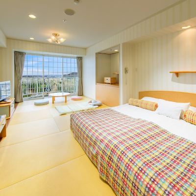 プレミアファミリールーム(禁煙、赤ちゃん＆子供向け) ホテルグリーンプラザ東条湖 クーポン